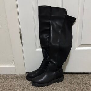 Black Knee-High Women's Boots